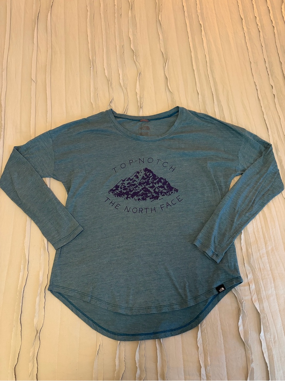 The North Face Teal Long Sleeve Mountain Graphic Tee | Size M